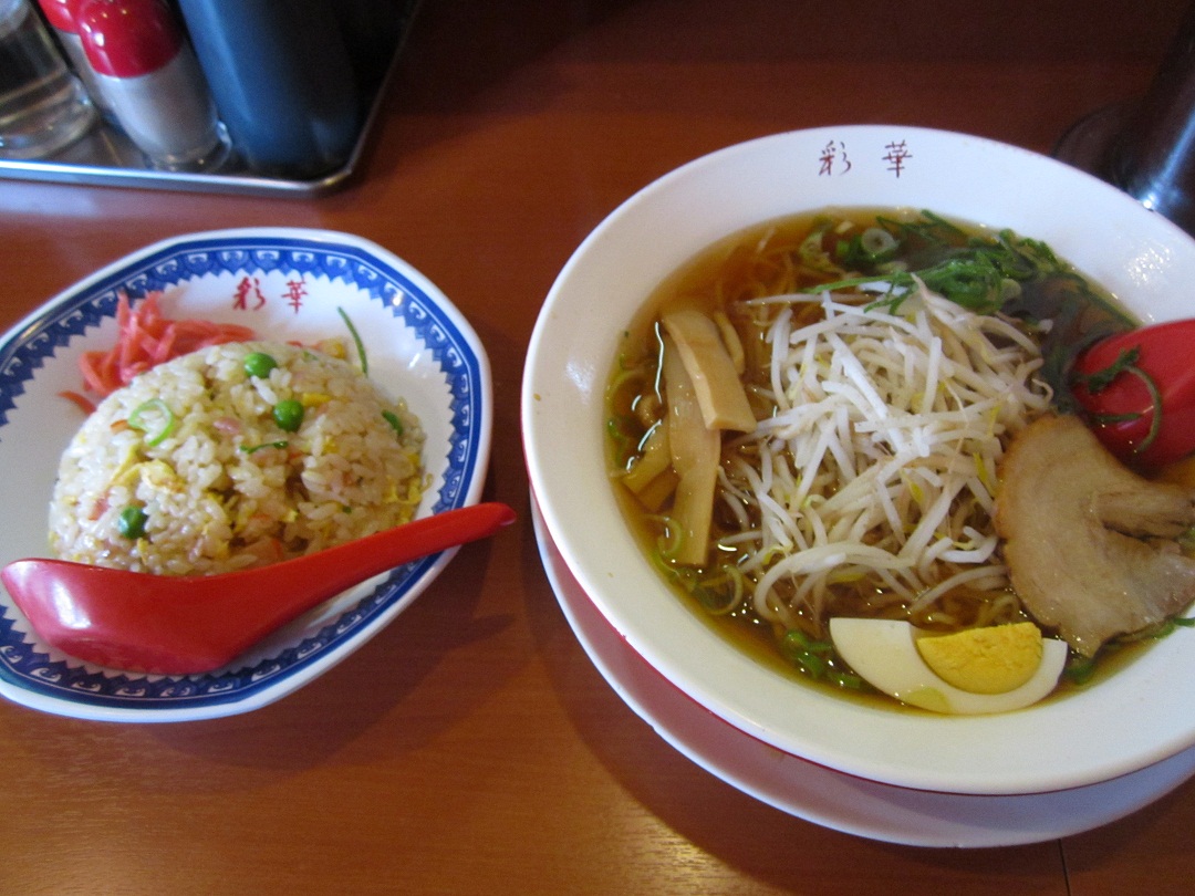 今日のお昼ご飯は、、_f0205367_1365113.jpg