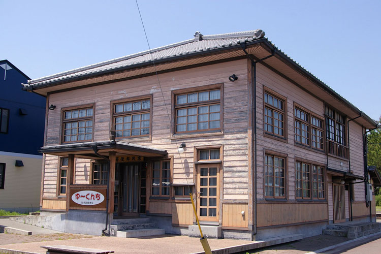 旧郵便局の保存_f0130879_2275936.jpg