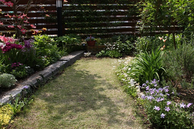 a0123003_9274475.jpg