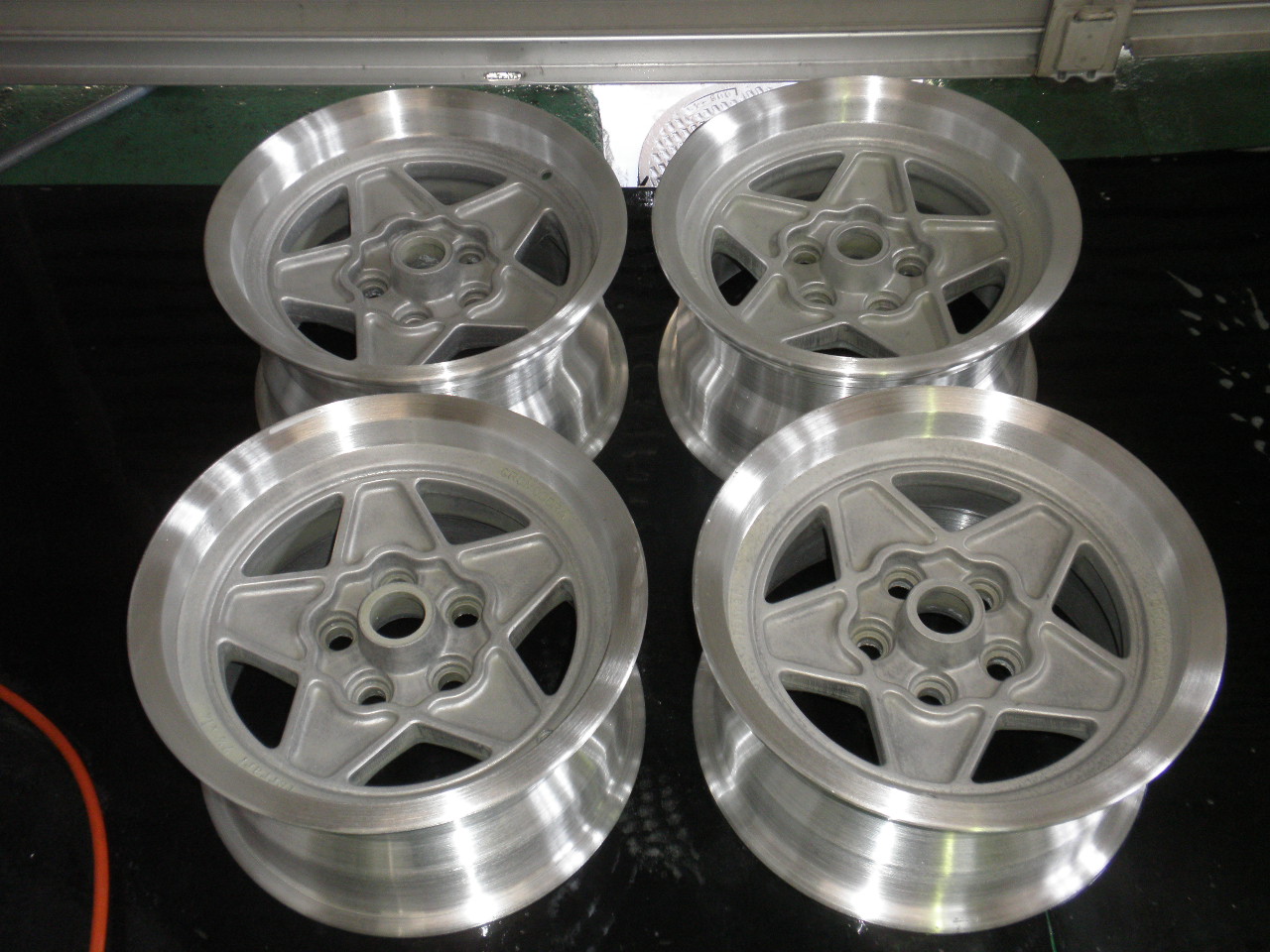 wheel repair_a0129711_17194129.jpg
