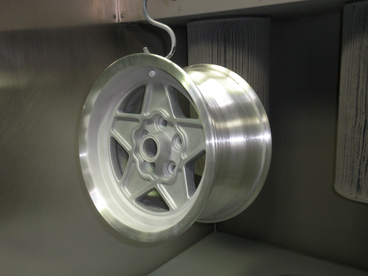wheel repair_a0129711_1720489.jpg