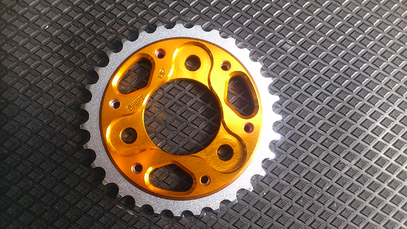 NSF100/XRモタード用 SHIFTUPハイブリッドスプロケット420用_d0067418_16392253.jpg