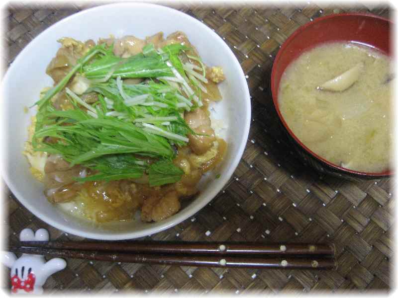 茨城県産　水菜を使って～我が家の親子丼★水菜のせ～_b0194520_9313235.jpg