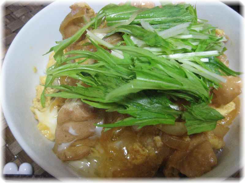 茨城県産　水菜を使って～我が家の親子丼★水菜のせ～_b0194520_9321790.jpg