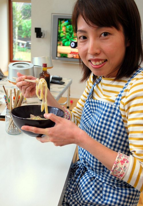 パン教室「粉工房ピクニッカ」さんにてうどん試食会。_f0060530_3514927.jpg