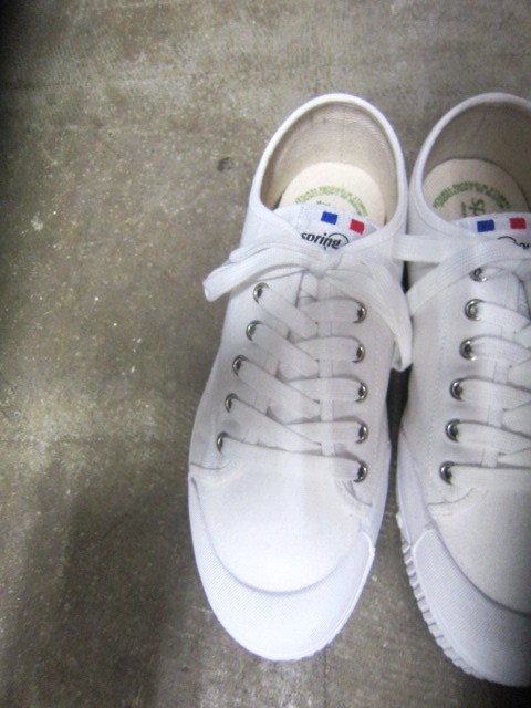 店休日の御知らせ・・・イチオシ 春SNEAKER (Spring Court)★_d0152280_13213837.jpg