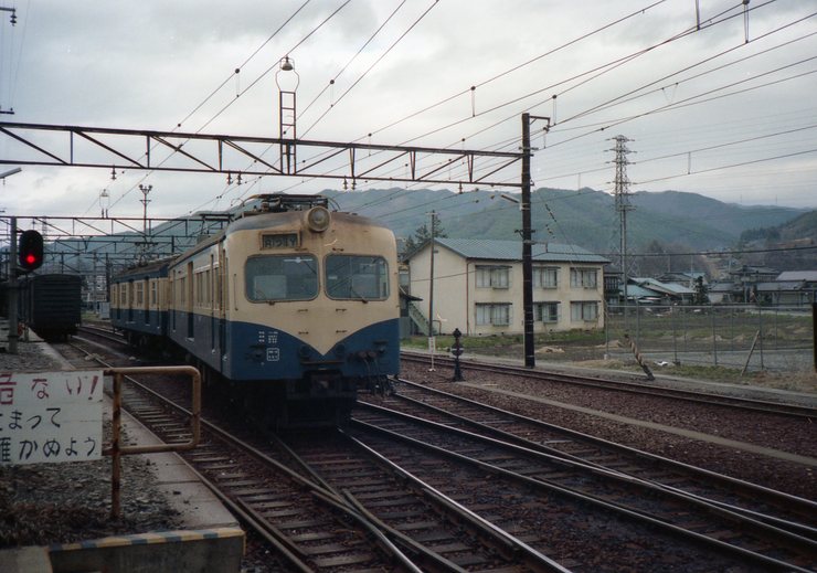 80年代　荷電クモニ83(飯田線)_e0264203_22431681.jpg