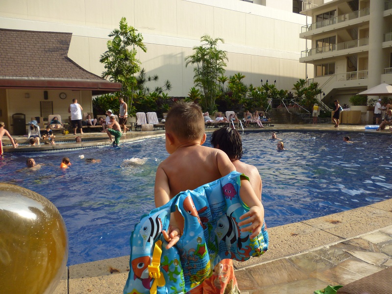 2011~12HAWAIIカウントダウン旅行記~アウトリガーリーフのプールとビーチ~_f0011498_16221259.jpg