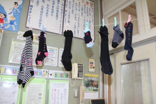雨の日の風物詩 吹っ子校長 奮闘記 雨の日の風物詩 吹っ子校長 奮闘記