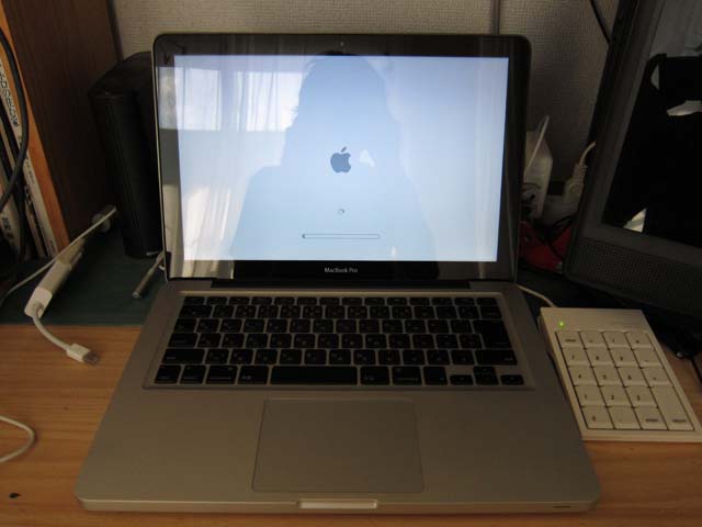 MacBook Pro 13インチのハードディスク換装 サムソン1TBに。_c0166765_1573691.jpg
