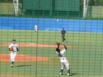 国士舘大対東農大 4月18日 東都大学野球2部_b0166128_13162618.jpg