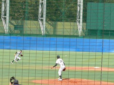 国士舘大対東農大 4月18日 東都大学野球2部_b0166128_1385828.jpg