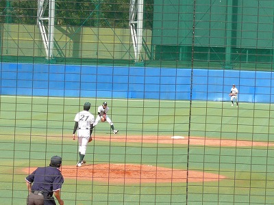 国士舘大対東農大 4月18日 東都大学野球2部_b0166128_1394243.jpg