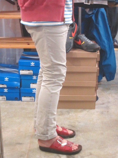 小春日和・・・少し太目なPANTS が気分です。。。STYLE SAMPPLE 114 ★ (訂正版)_d0152280_1564881.jpg