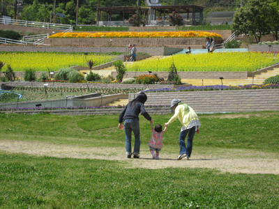 和歌山県植物公園緑化センター 北川ふぅふぅの 赤鬼と青鬼のダンゴ 絵てがみのある暮らし