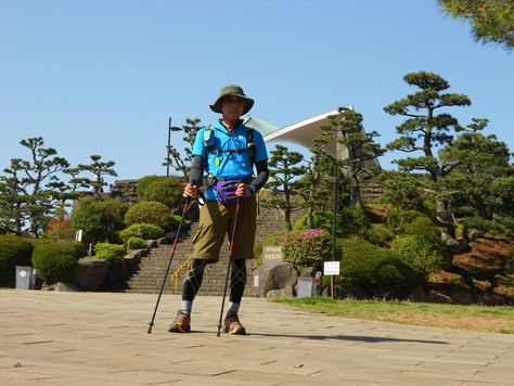 究極の佐世保大縦走　愛宕山～赤崎岳～弓張岳～将冠岳～烏帽子岳～隠居岳～八天岳～国見山６７ｋｍ_a0206345_81481.jpg