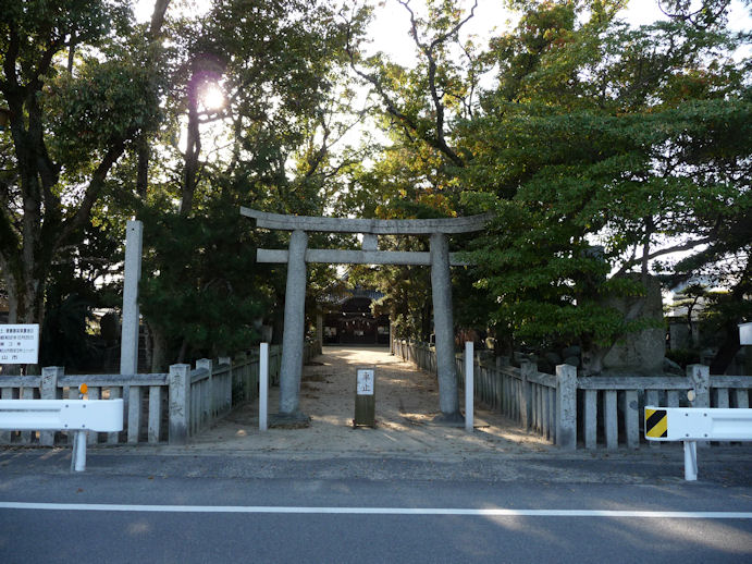 古代の川の道を辿って　「三嶋大明神社」_e0165472_2313161.jpg