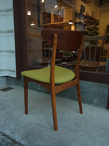 chair_c0139773_168636.jpg