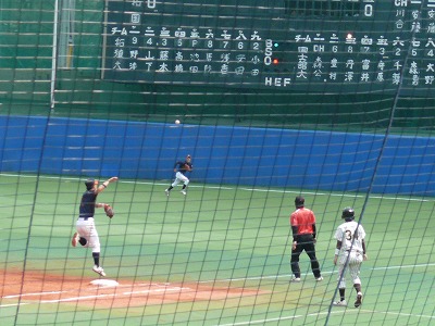 拓殖大対国士舘大 4月24日 東都大学野球2部_b0166128_1153151.jpg