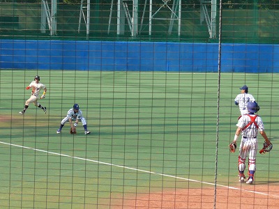 國學院大対立正大 4月24日 東都大学野球2部_b0166128_1573799.jpg