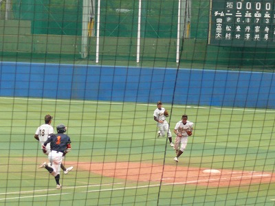 国士舘大対拓殖大 4月25日 東都大学野球2部_b0166128_19352239.jpg