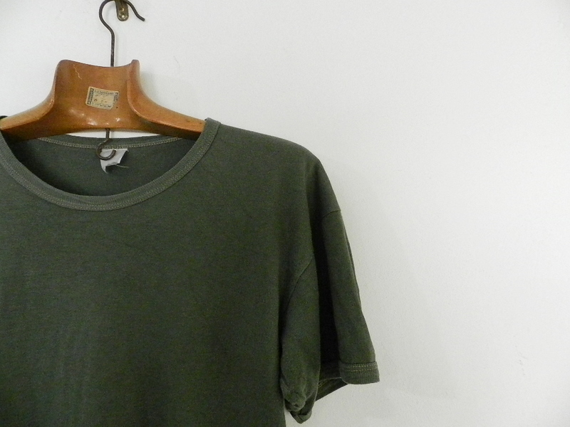 Italian army green t-shirts _f0226051_1348537.jpg