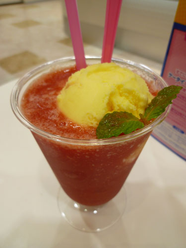 サーティワンエクスペリエンス ダイバーシティ東京プラザ店_c0152767_20523532.jpg