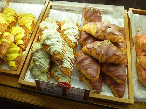 【閉店】dominique saibron croissant et cafe_c0152767_21231449.jpg