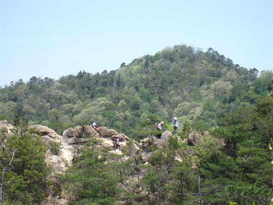 なんちゃって鶏冠山～竜王山_b0213806_21351695.jpg