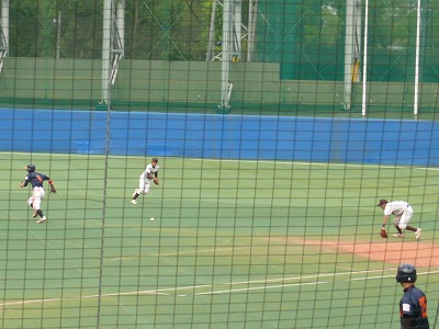 国士舘大対拓殖大 4月25日 東都大学野球2部_b0166128_622761.jpg
