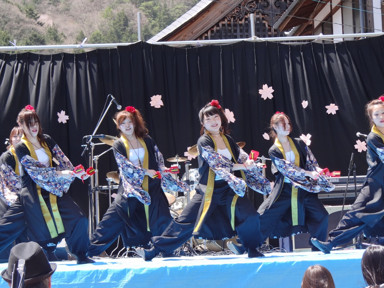 雅音人 春のコンサートツアー4月報告 その2 南信州 清内路 桜コンサート_d0063599_52435100.jpg