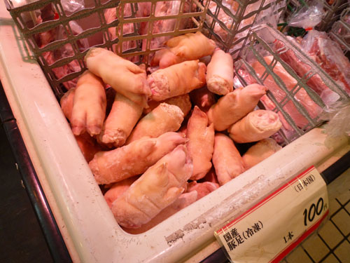 【上野情報】あやしげなアジア食材を売っている地下食品街_c0152767_22261169.jpg