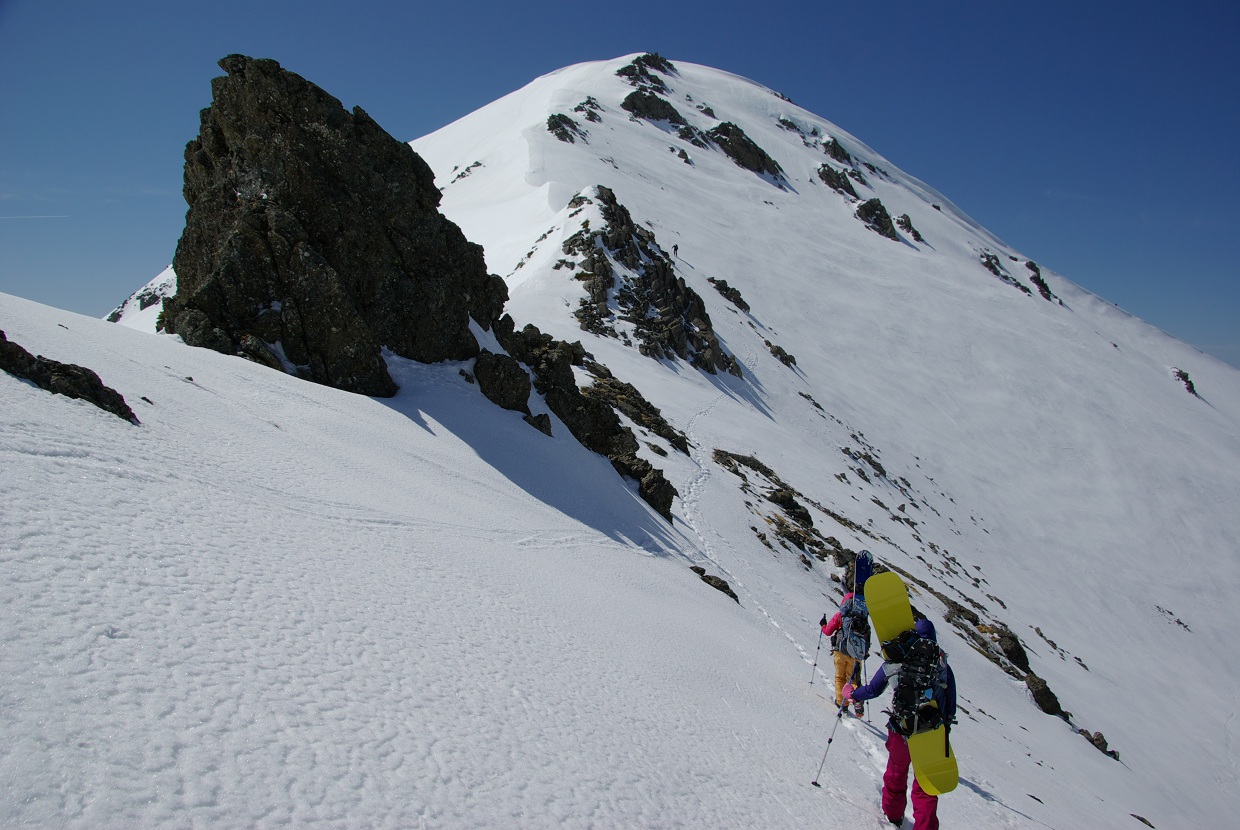 槍ケ岳周辺滑走山行　2-1_b0062024_10143915.jpg