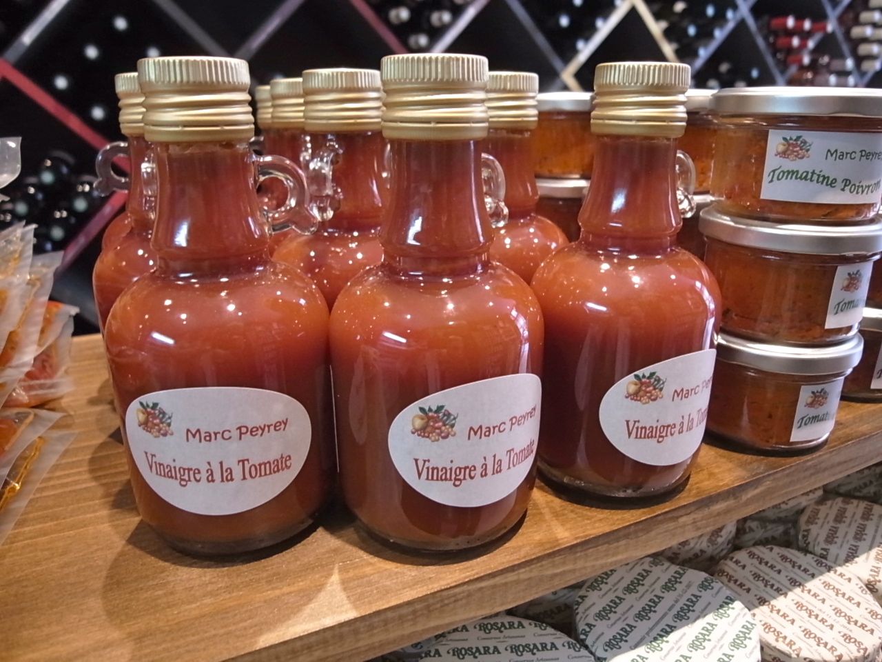 Les Vendangeurs, épicerie de Coq d\'Or - コックドール賞だけを集めた食材店「レ・ヴァンダンジャー」_a0231632_1515466.jpg