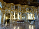 サンクトペテルブルグ郊外のエカテリーナ女帝の夏の宮殿（第１６３編）_e0003272_15565734.jpg