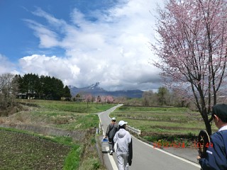 2012年5月4日（金） ； 雨～曇り～晴れ～雷雨_d0051601_18211128.jpg