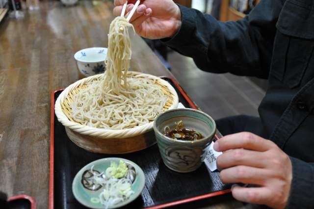 藤の季節、深大寺へ_e0056232_20424989.jpg