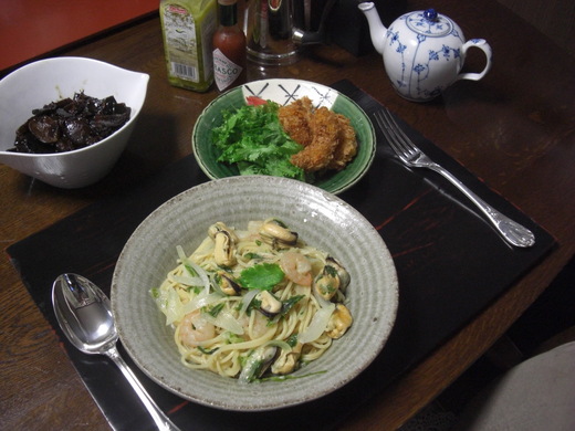 魚介のパスタ…セロリ風味_a0123133_20241472.jpg