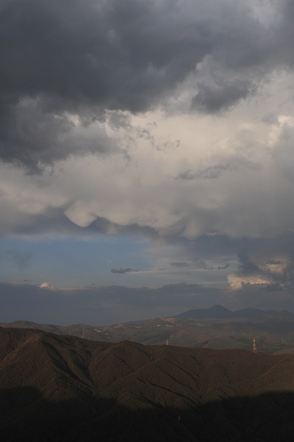 雲のパフォーマンス　高ボッチ山_f0050534_855401.jpg