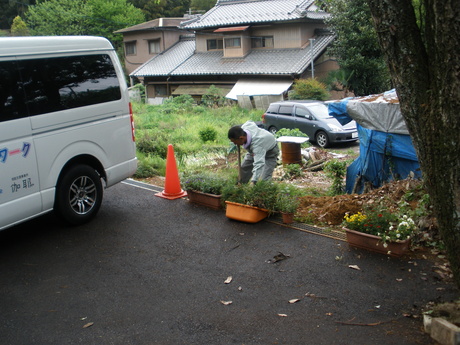 花壇作り_f0065444_21343414.jpg