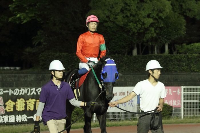 2012年5月6日（日） 高知競馬 10R 海のまつたけ特別 B-1選抜馬_a0077663_8214186.jpg