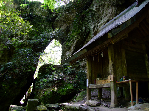 「島根・出雲 韓竈神社参拝」 _a0000029_2323864.jpg