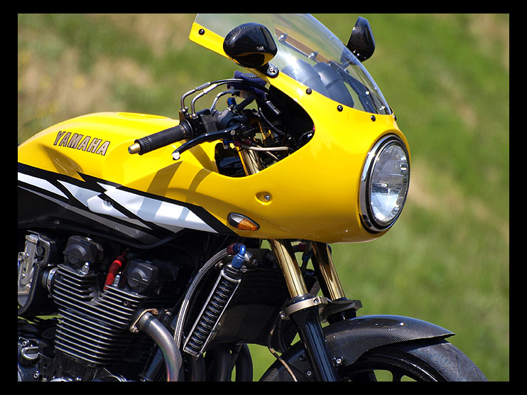 追記・ロケットXJR1300・追加工＋ペイント : OS DESIGN BLOG