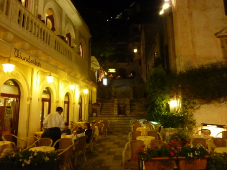 イタリア2012　食と旅　Taormina編（４）二日目夜_b0061680_18213661.jpg