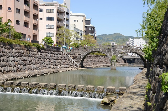 【長崎散歩】 「眼鏡橋」界隈を、そぞろ歩き。カメラ散歩は楽しいな。_a0158724_2223181.jpg