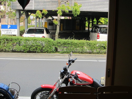 b0137359_0171858.jpg