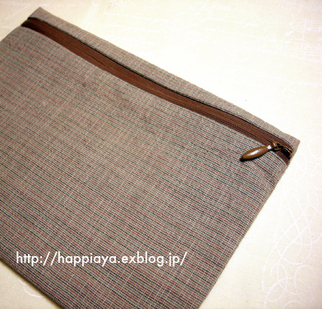 どんでん返しで作るファスナーポーチ のんびりちくちく どんでん返しで作るファスナーポーチ のんびりちくちく