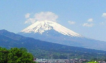 静岡三島市：「あまの」は「揚萬念」（揚げまんじゅう）だけじゃなく、揚げチョコも美味かった！_c0014187_22195752.jpg