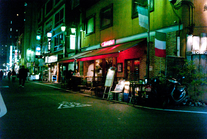 また過去ネタ〜「世界を味わう会または世界を喰う会」その1_a0271402_2031578.jpg