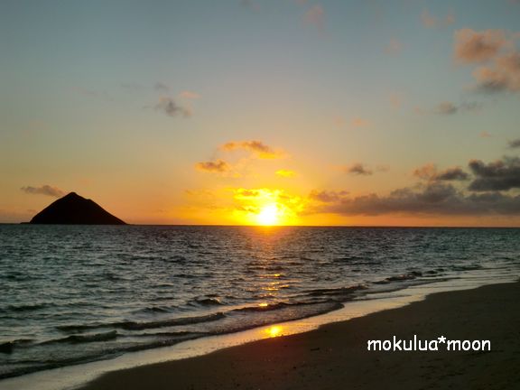 Lanikai Sunrise_f0199818_1328325.jpg